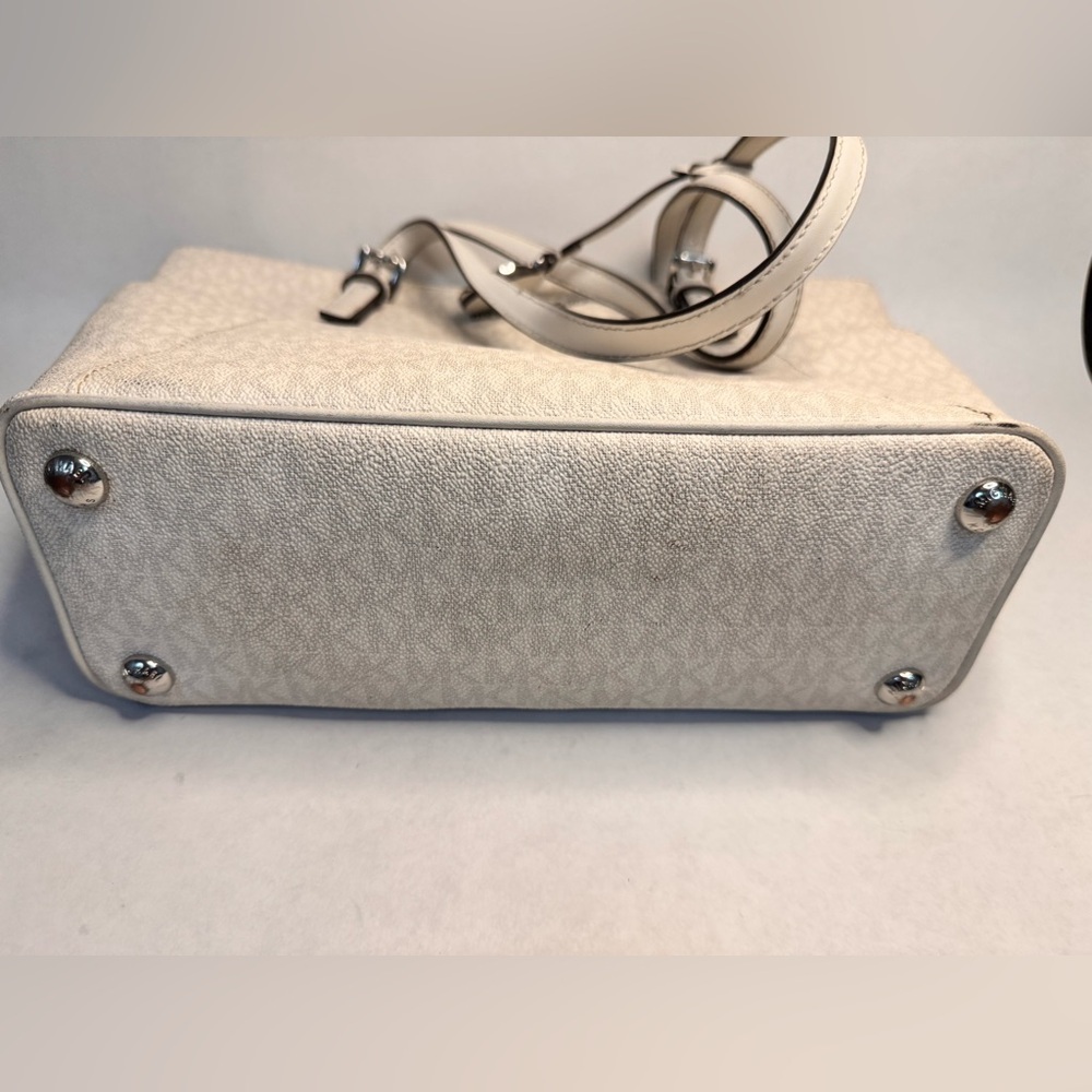 Michael Kors Charlotte Large Logo and Leather Top-Zip Tote Bag - Picture 3 of 7